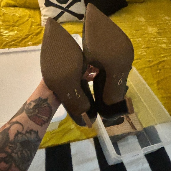 Camouflage heels - Picture 3 of 3